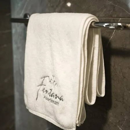 Fontana Free Parking *